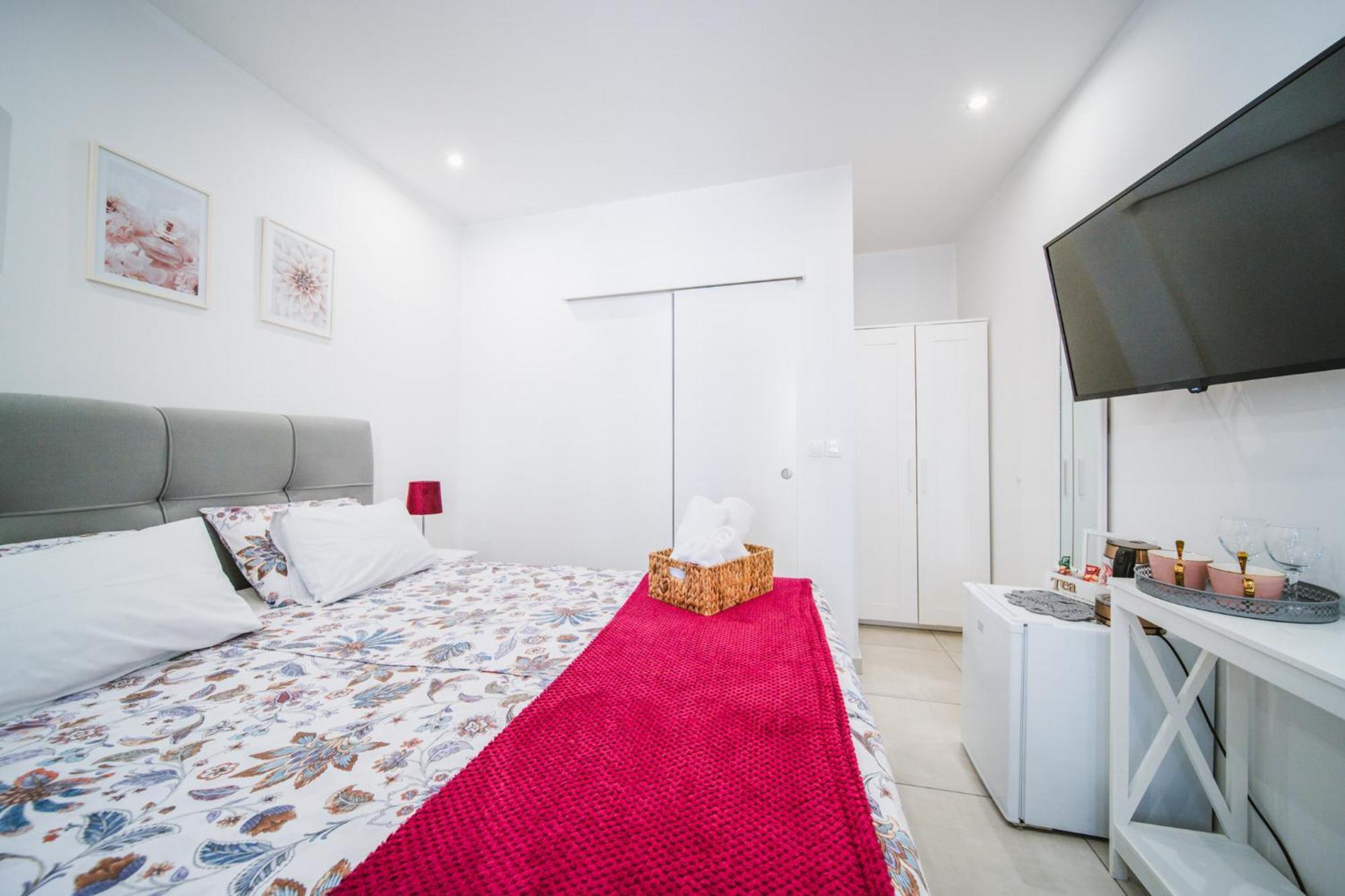 Korkyra Harbour Rooms 科尔丘拉 外观 照片