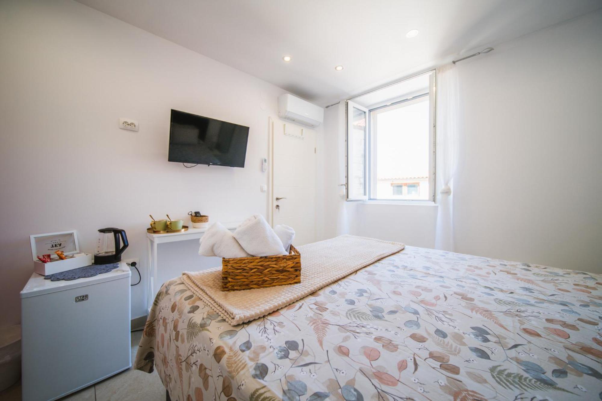 Korkyra Harbour Rooms 科尔丘拉 外观 照片